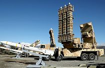 İran yerli yapımı Arman hava savunma sistemini Seyyad-3 füzesi ile birlikte tanıtıldı