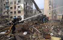 Edificio destruido en Selydove por un misil ruso