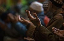 Dua eden Müslümanlar / Arşiv