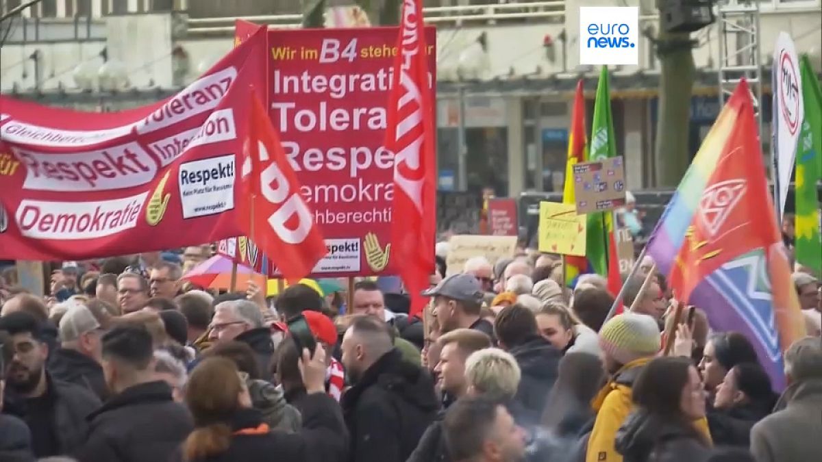 Manifestación contra la ultraderecha en Wolfsburg, Alemania.