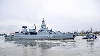 La frégate "Hessen" quitte le port de Wilhelmshaven, en Allemagne, pour la mer Rouge, le 8 février 2024.