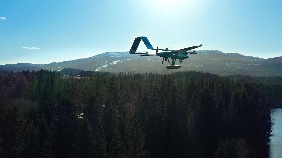 La start-up noruega Aviant amplió el martes su servicio de reparto con drones a 4.000 personas que viven en los suburbios de Lillehammer