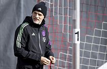 El entrenador del Bayern, Thomas Tuchel, en una sesión de entrenamiento previa al partido de fútbol de ida de octavos de final de la Liga de Campeones, en Múnich.