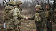 Der Ukraine fehlen Soldaten. Doch junge Männer wollen nicht in den Krieg ziehen. Experten warnen vor einer Zwangsmobilisierung. 