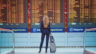 Com a probabilidade de os planos de viagem serem perturbados este ano, saber como lidar com cancelamentos de voos e comboios, longos atrasos e malas perdidas é mais importante do que nunca