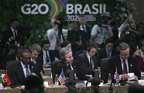 İngiltere Dışişleri Bakanı David Cameron, ABD Dışişleri Bakanı Antony Blinken ve Angola Ekonomik İşbirliği Bakanı Jose Massano Rio de Janeiro'daki G20 toplantısında
