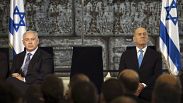  إيهود أولمرت جلس مع رئيس الوزراء الإسرائيلي بنيامين نتنياهو