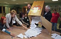Számolják a szavazatokat Belaruszban
