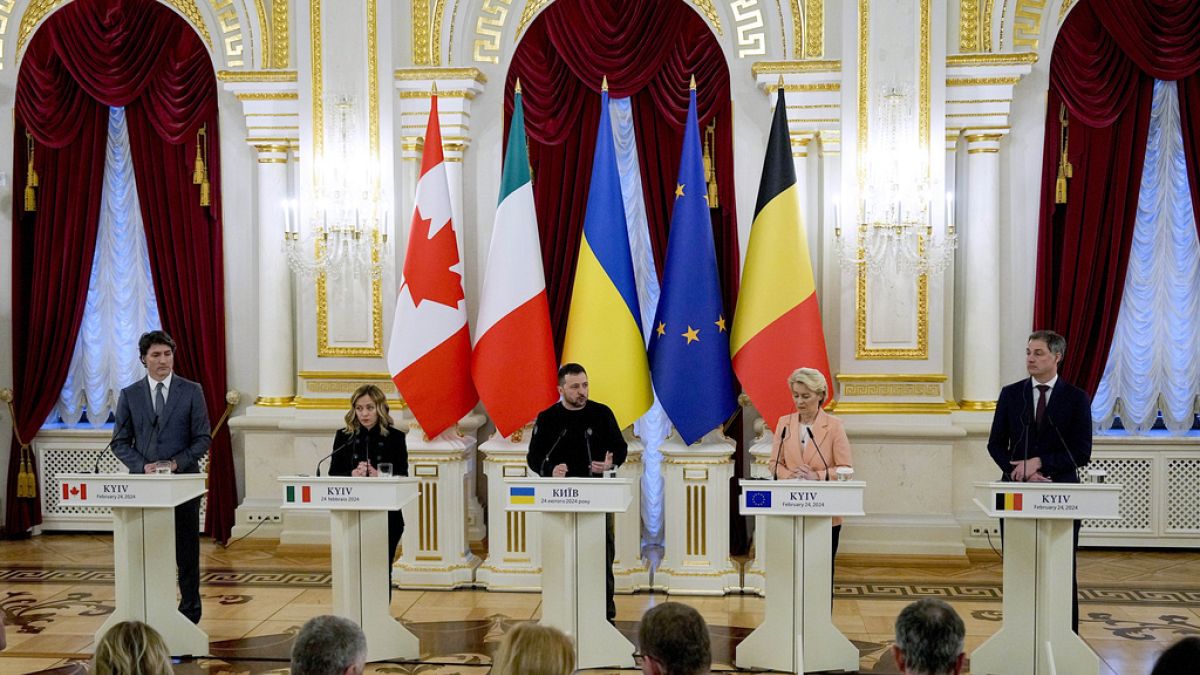 Kanada ve İtalya Ukrayna ile güvenlik anlaşması imzaladı