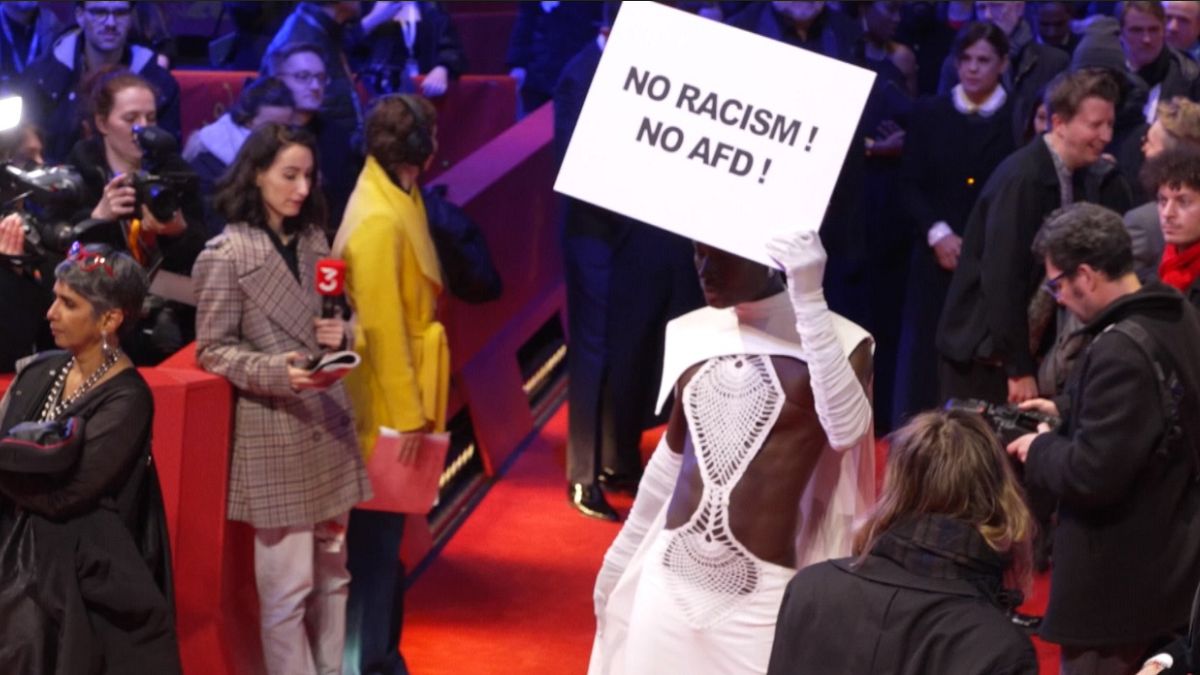 Berlinale film festival marred by 'antisemitic' protests thumbnail