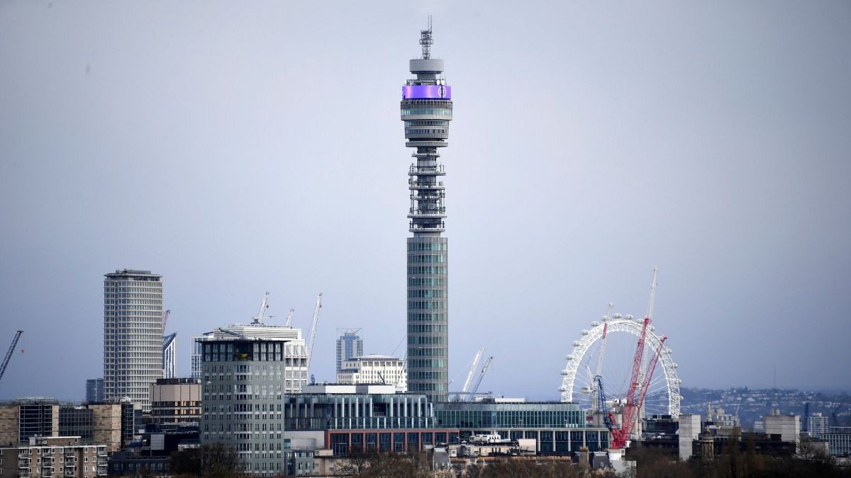 London’s iconic BT Tower is being turned into a hotel after €321 deal - but don’t book just yet thumbnail