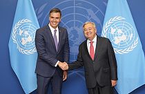 Foto de archivo del presidente del Gobierno español, Pedro Sánchez, y el secretario general de la ONU, António Guterres, el 18 de septiembre de 2023 en la sede de la ONU