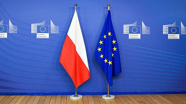 La Comisión Europea ha desbloqueado hasta 137.000 millones de euros en fondos congelados para Polonia.