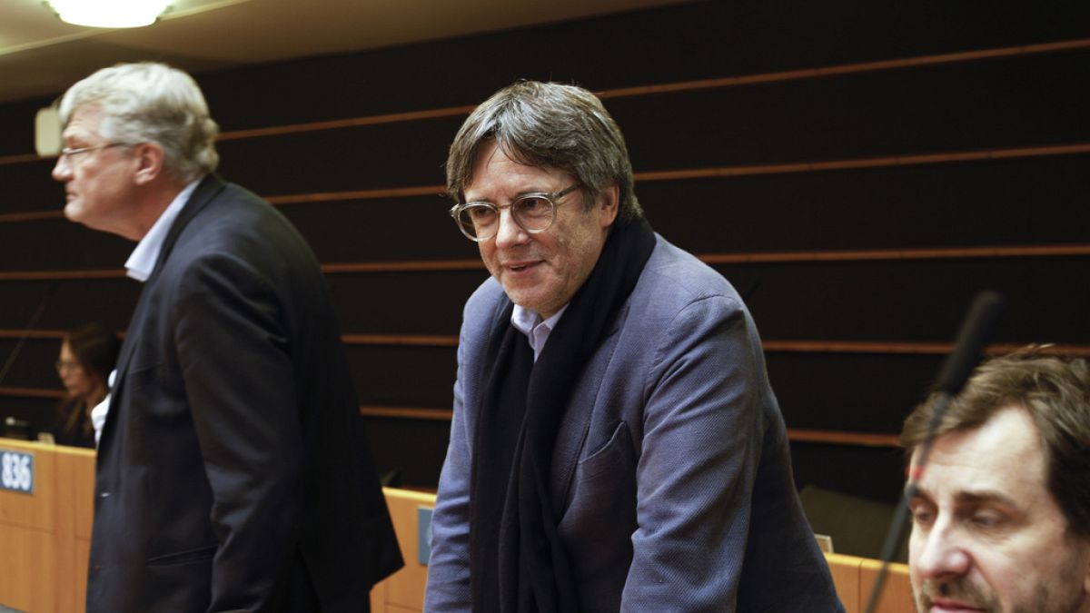 O Καταλανός αυτονομιστής ηγέτης Κάρλας Πουτζντεμόν