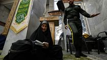 Избирательный участок в Тегеране