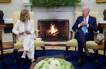 Le président Joe Biden rencontre la Premièr ministre italienne Giorgia Meloni à la Maison-Blanche, le vendredi 1er mars 2024, à Washington.