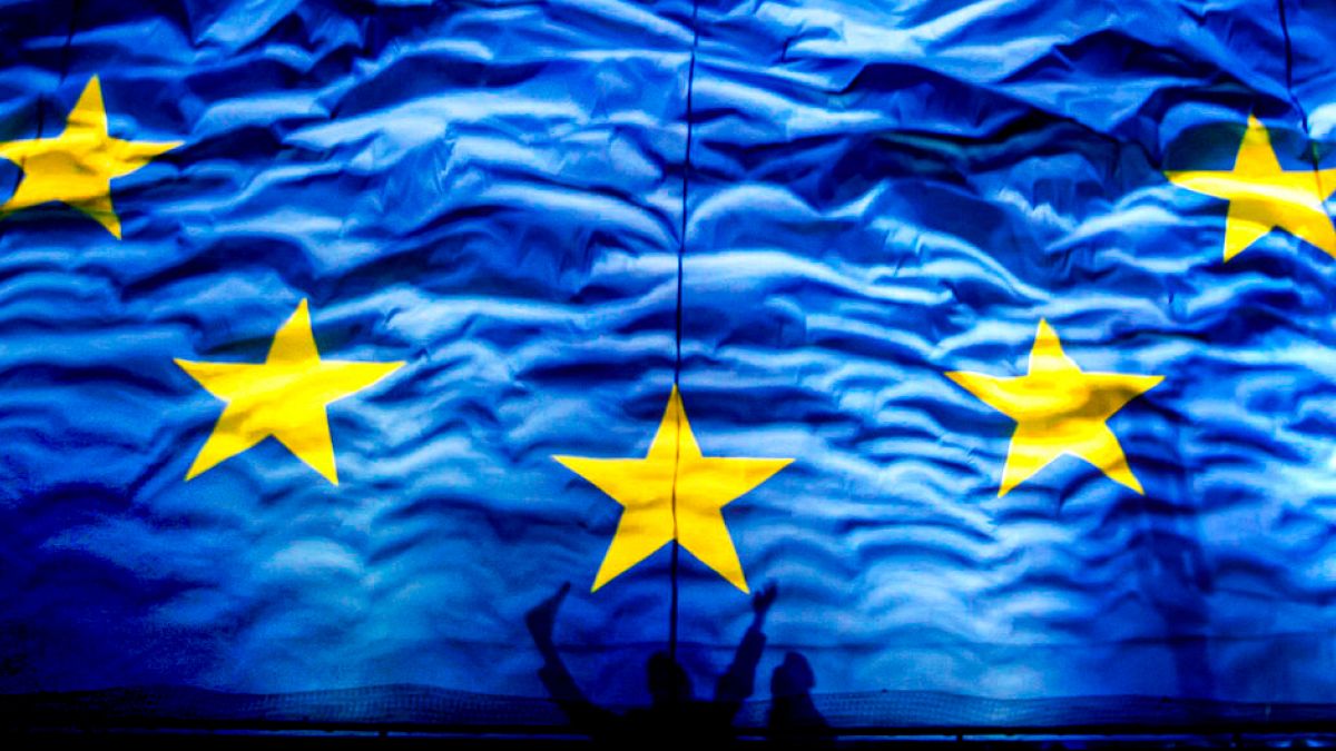 Nuo pelnų iki gruodų: euroskepticizmas Baltijos šalyse