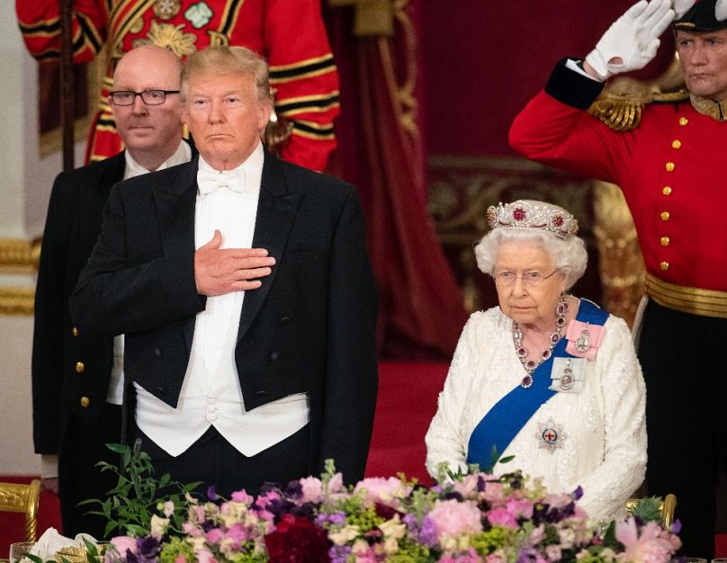 Donald Trump és Erzsébet királynő Londonban, 2019-ben