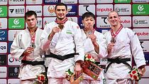 Ultimo giorno del Grand Slam di judo in Uzbekistan. Tra i campioni della manifestazione l'idolo di casa Muzaffarbek Turoboyev (secondo da sinistra) 