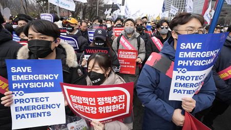 ادامه اعتراض پزشکان در کره جنوبی