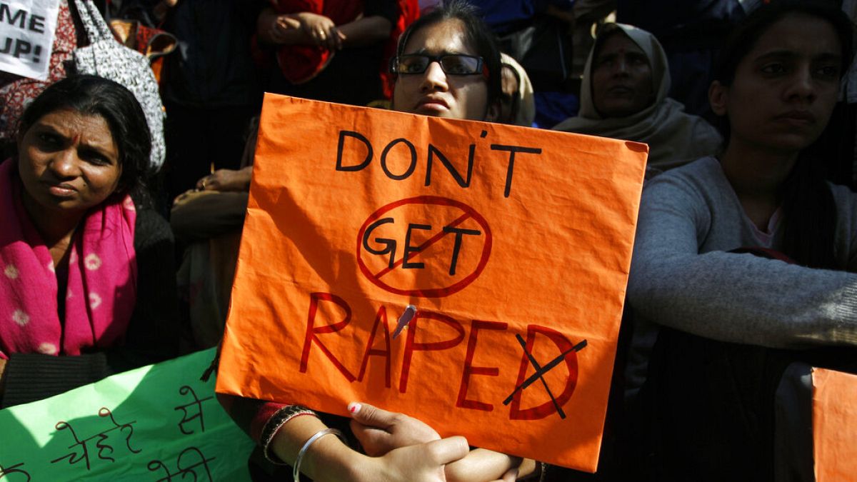 Arşiv -- Tecavüz suçlarının yaygın olarak işlendiği Hindistan'da son yıllarda büyük protesto gösterileri düzenlendi