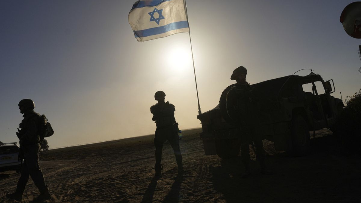 Един чуждестранен работник е убит при ракетна атака на северната граница на Израел