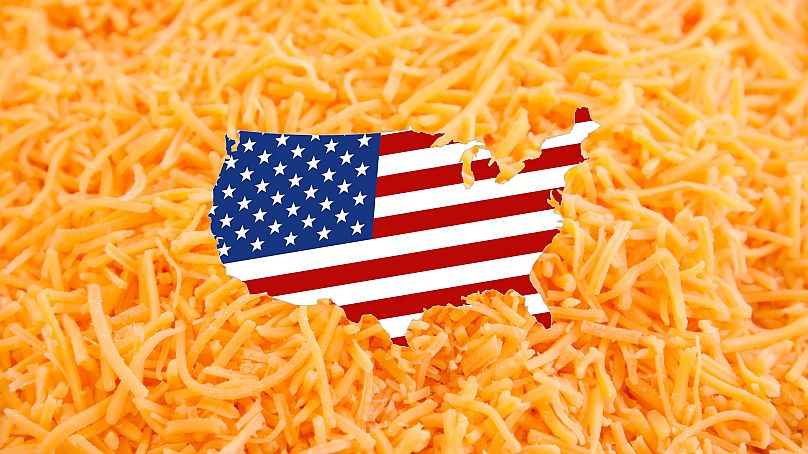 Desfiado, fatiado ou inteiro, os EUA adoram o seu queijo - todas as 523 variedades locais.