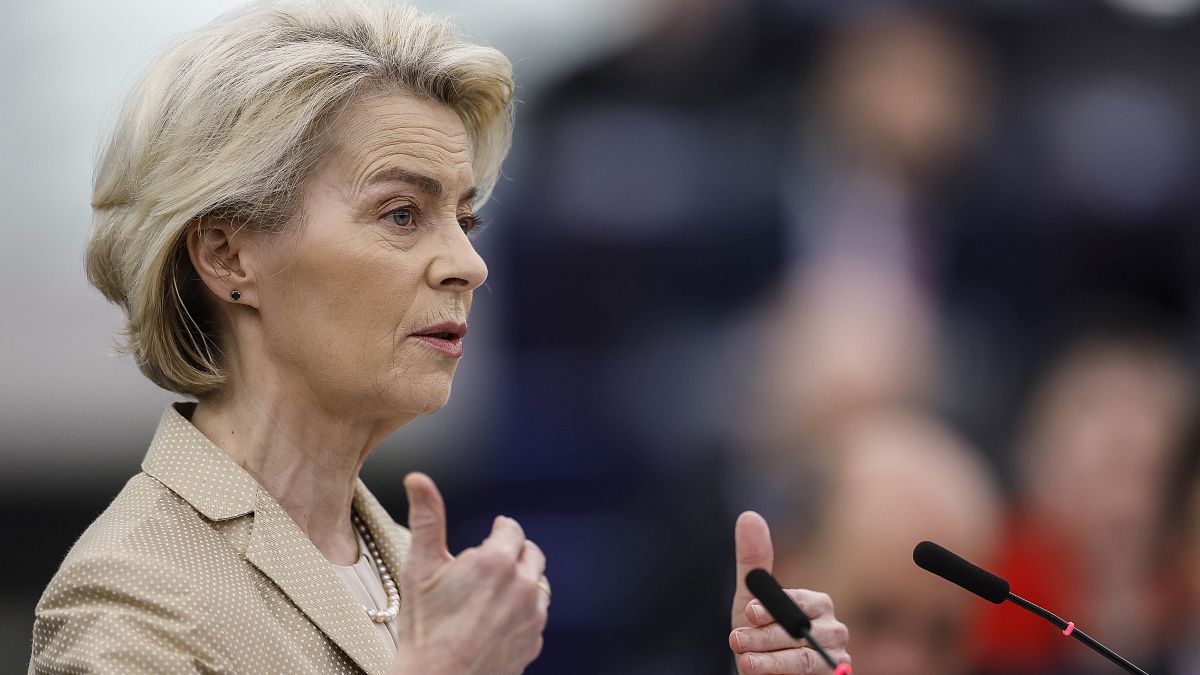 La presidente della Commissione europea Ursula von der Leyen, alla sessione plenaria del Parlamento europeo a Strasburgo (28 febbraio 2024)