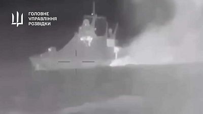 Agência de inteligência militar ucraniana divulgou imagens do navio a afundar-se