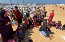 Verschiedene gemeinsame Aktivitäten helfen den Kindern von Gaza, die derzeit im Flüchtlingslager leben müssen. 