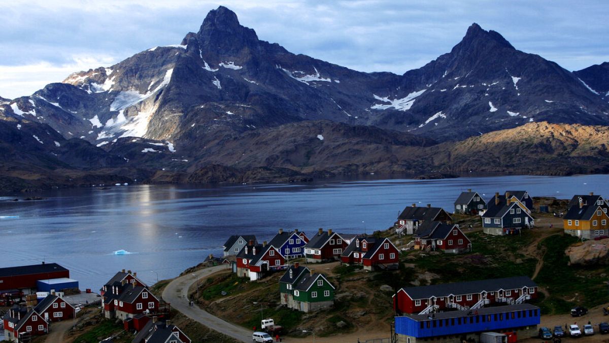 Датската държава е съдена от 143 жени в Гренландия които