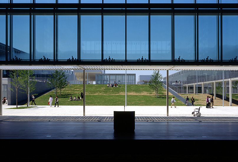 Saitama Prefectural University (Koshigaya, Japan, 1999) designed by Riken Yamamoto.