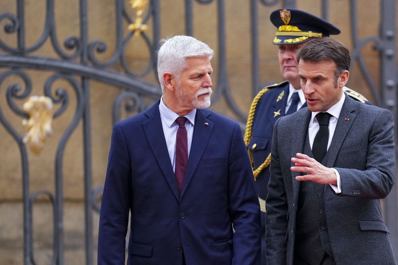 Tschechischer Präsident Petr Pavel (links) und französischer Präsident Emmanuel Macron trafen sich am 5. März in Prag.