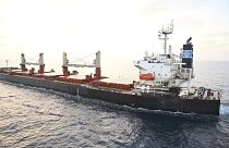تعرض السفينة جينكو بيكاردي المملوكة للولايات المتحدة لهجوم بطائرة مسيرة أطلقها الحوثيون اليمنيون في خليج عدن. 2024/01/18