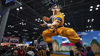 Statua di Goku al NY Comicon