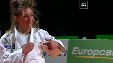 Марица Перишич из Сербии после победы в финальной схватке