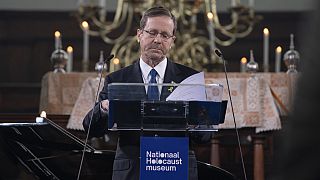 Il presidente israeliano Isaac Herzog alla cerimonia di inaugurazione del museo dell'Olocausto ad Amsterdam