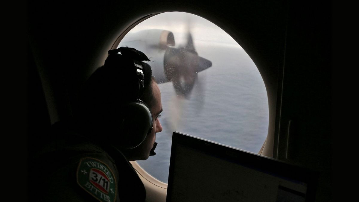 البحث عن الطاشرة الماليزية MH370