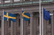 Lunedì 11 marzo la bandiera svedese è stata issata a Bruxelles al fianco di quelle degli altri membri della Nato