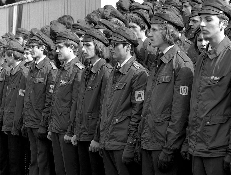 1973. március 15. - ifjú gárdisták a március 15-i ünnepségen a Nemzeti Múzeumnál