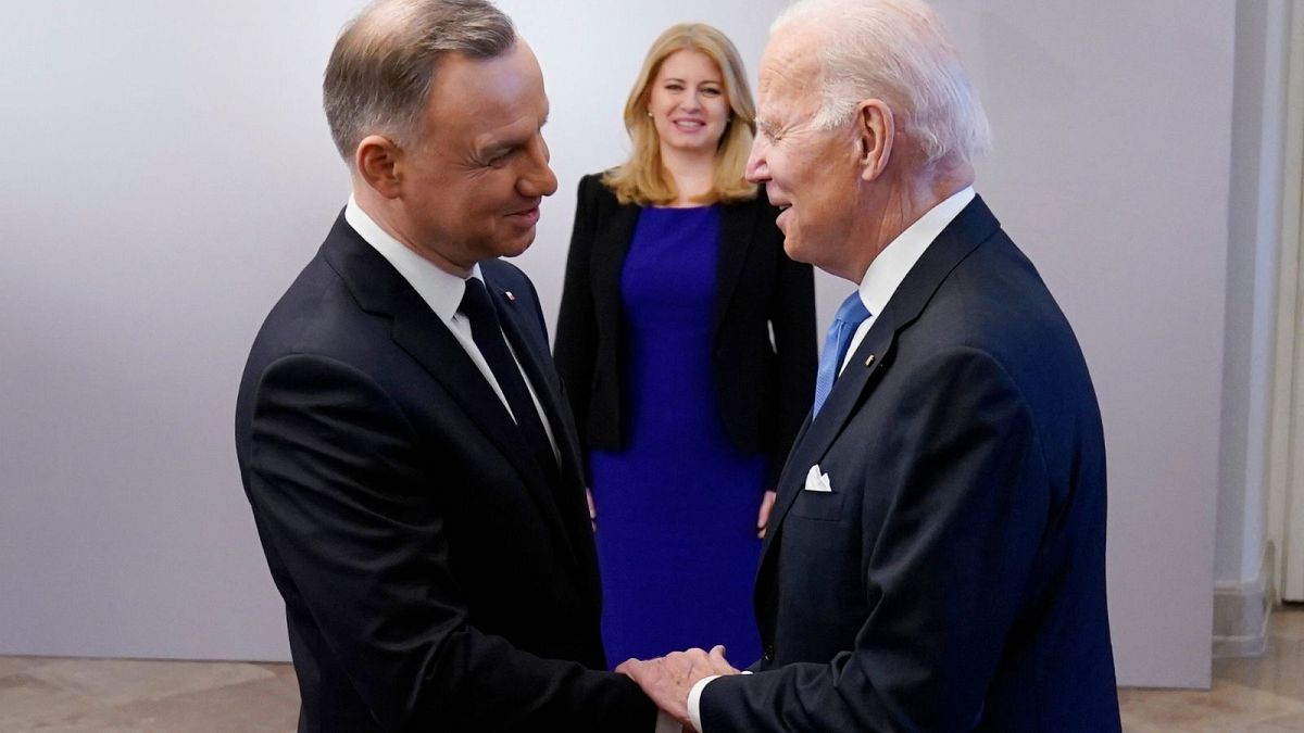 Полските лидери посещават Белия дом с надеждата да стимулират САЩ да изпратят повече помощ на Украйна