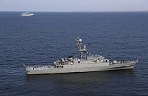 سفن حربية تدخل المياه الإيرانية قبل بدء مناورة بحرية مشتركة لإيران وروسيا والصين.