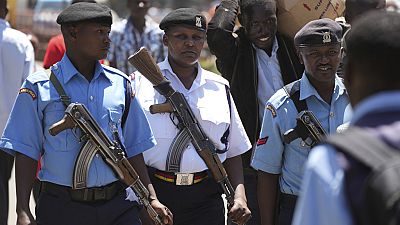 Le Kenya suspend le déploiement de policiers en Haïti 