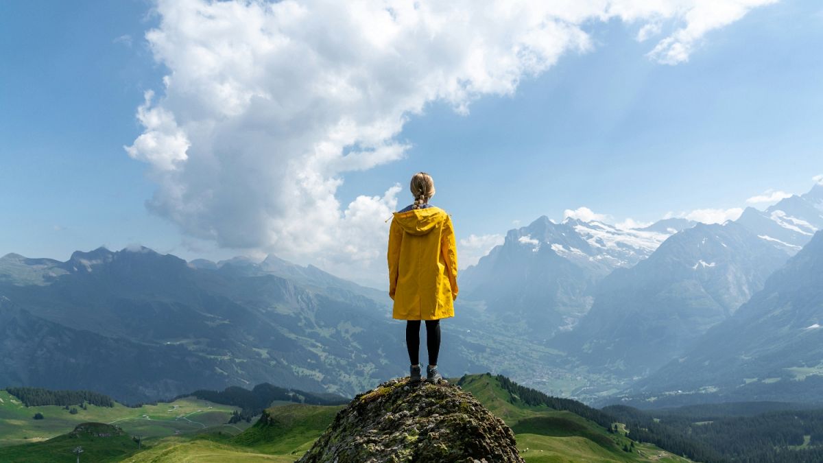 L'escursionismo sui numerosi sentieri della Svizzera è una delle migliori attività gratuite che si possano praticare. 