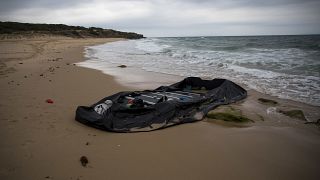 زورق مطاطي جنوب إسبانيا استعمله مهاجرون قدموا من جنوب المتوسط. 2018/06/28