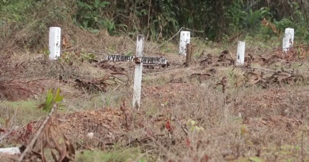 Liberians celebrate their dead, 10 years after Ebola