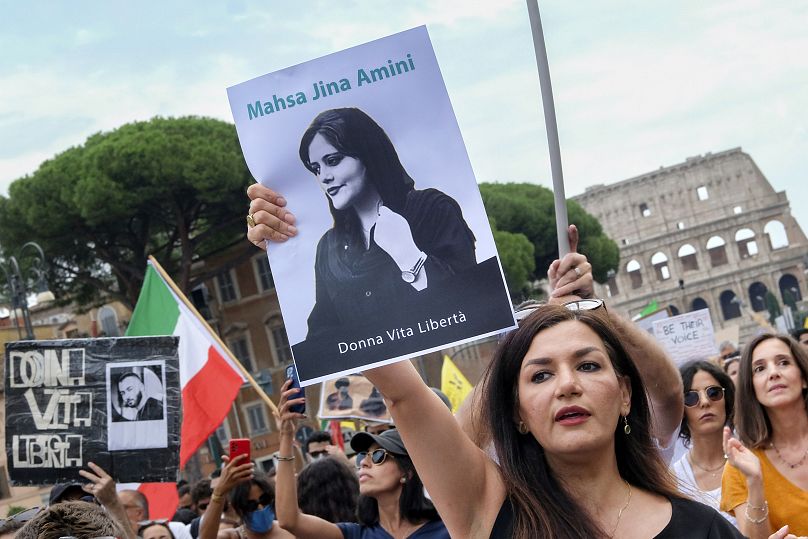 تظاهرات ایرانیان خارج از کشور پس از کشته شدن مهسا امینی