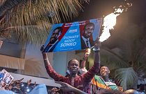 أنصار يحتفلون بالإفراج عن زعيم المعارضة السنغالية
