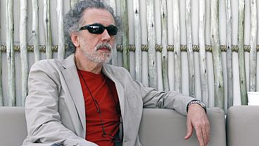 Il regista spagnolo Fernando Trueba viene ritratto durante una conferenza stampa a Miami Beach, in Florida