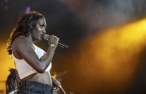 Die französisch-malische Sängerin Aya Danioko, alias Aya Nakamura, tritt auf der Hauptbühne während der 46. Ausgabe des Paleo Festivals in Nyon, Schweiz, auf, Samstag, 22. Juli 2023